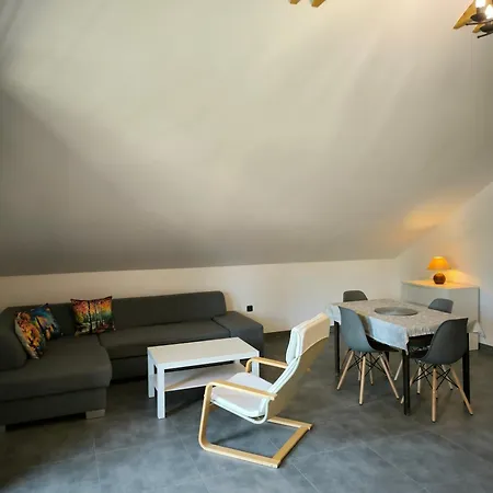 Pod Kovarnou Homestay Stara Cervena Voda
