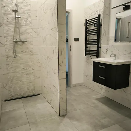 Quarto em Acomodações Particulares Pod Kovárnou *